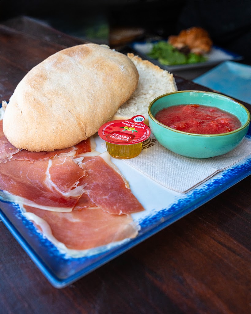La Recoleta — Comida y bebida
