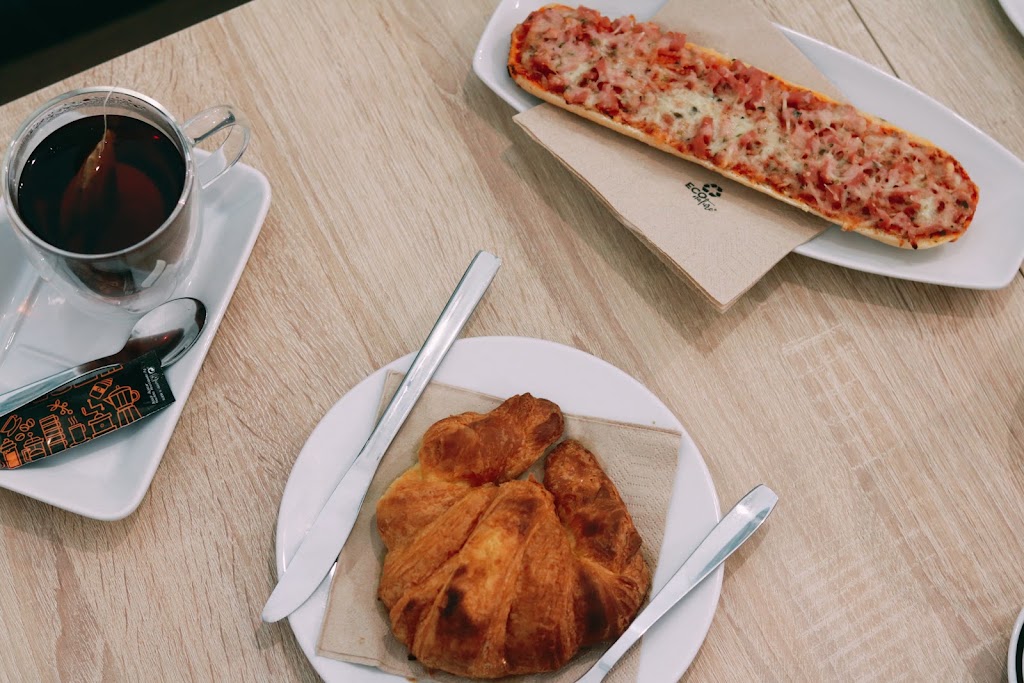 Calima Cafe — Cafe