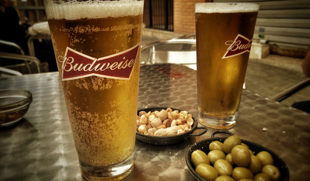Bar Taperia Paso a Paso — Comida y bebida