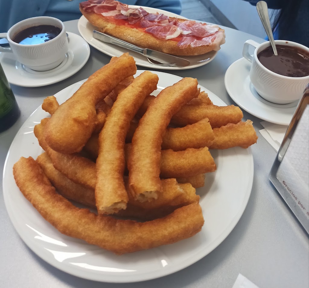 Cafeteria Supreme — Cafe