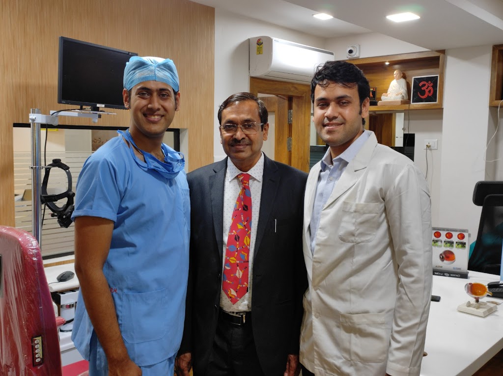 Dr Saurabh Jain Eye Specialist In Ujjain Best Retina Specialist Lasik Laser Eye Surgeon In Ujjain