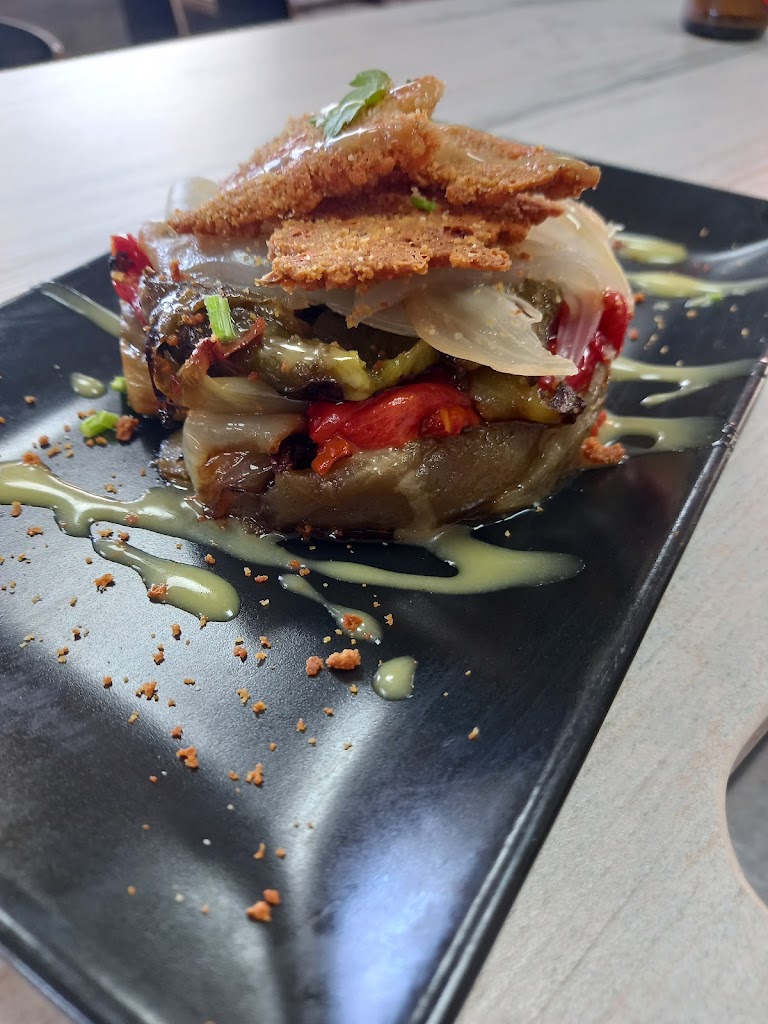 KM Burguers — Comida y bebida
