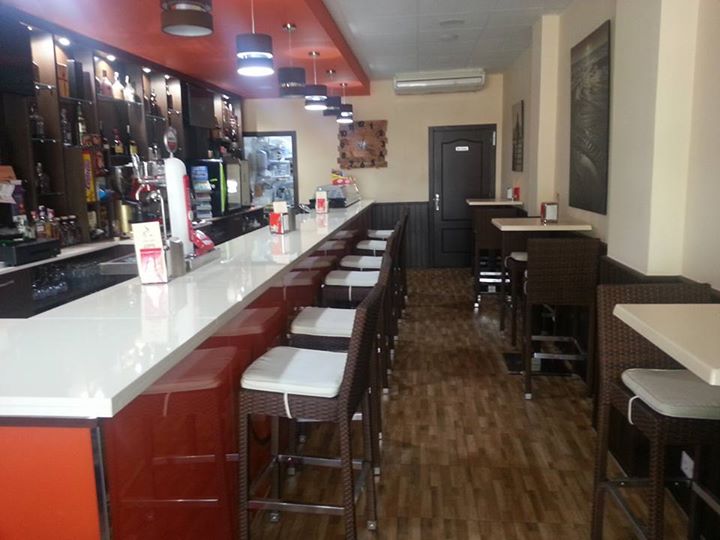 CAFE BAR JUPE — Ambiente