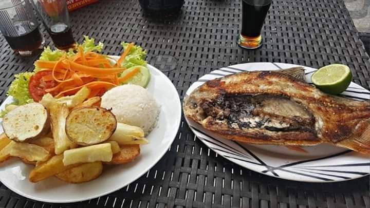 Bar Franny — Comida y bebida