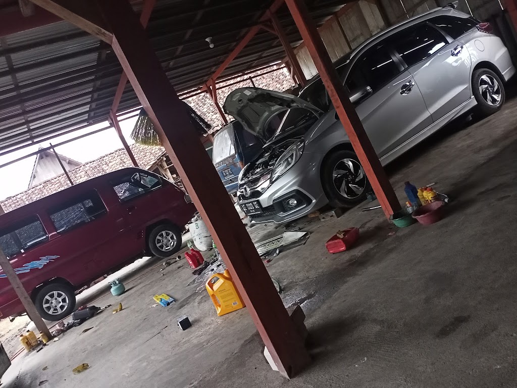 Bengkel Mobil Vicky Jaya Mandiri