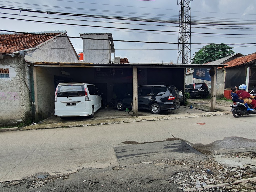 Bengkel Mobil "PUTRA MOTOR" Spesialis Nissan Datsun Bogor