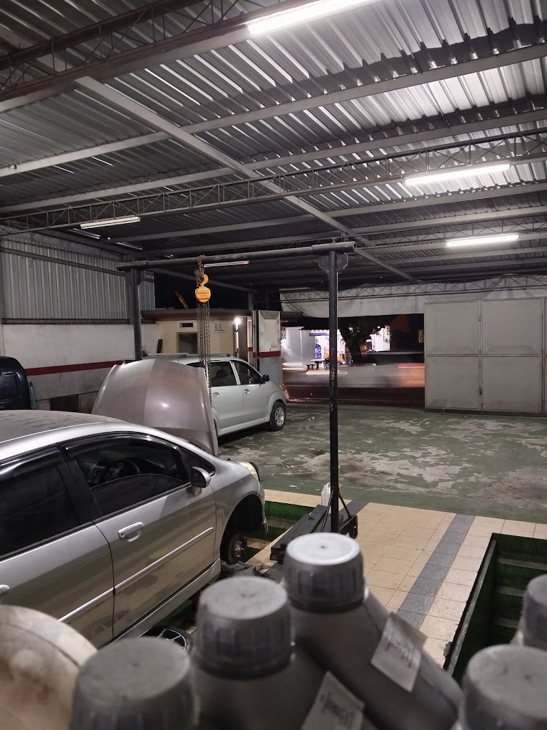 Bengkel Mobil JANA MOTOR