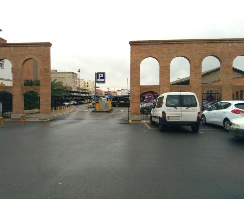 Parking Saba Estacion Tren Merida — Del propietario