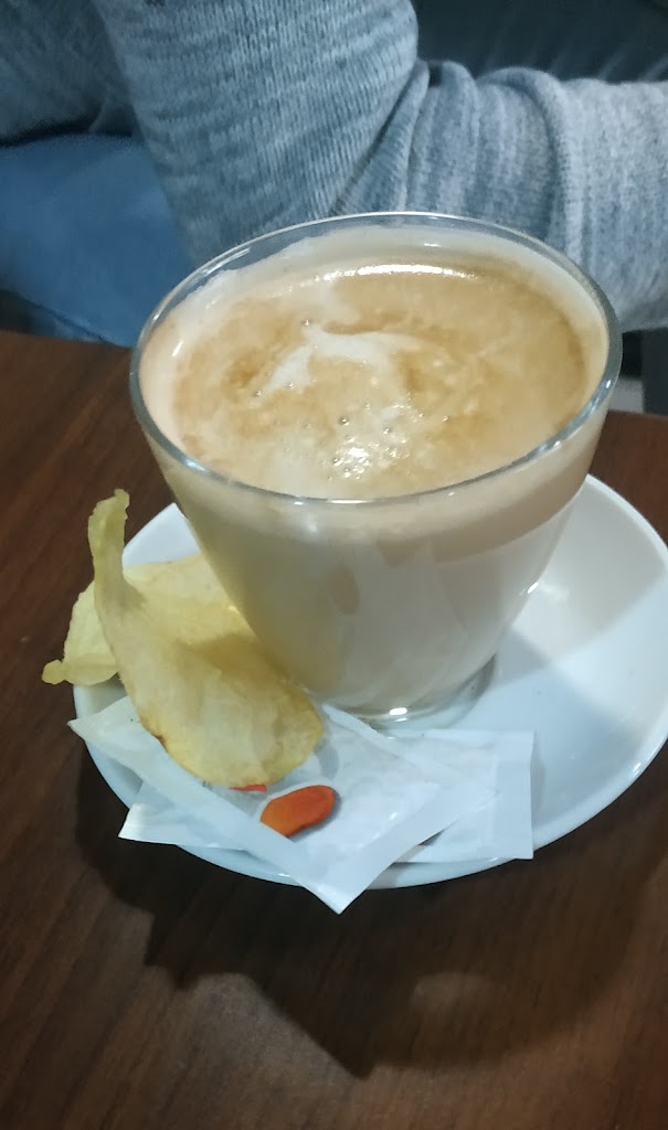 Classic Cafe — Comida y bebida