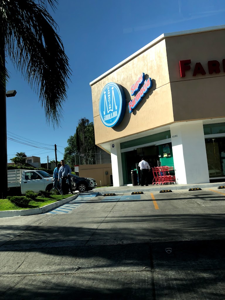 Farmacias Guadalajara Xochitl