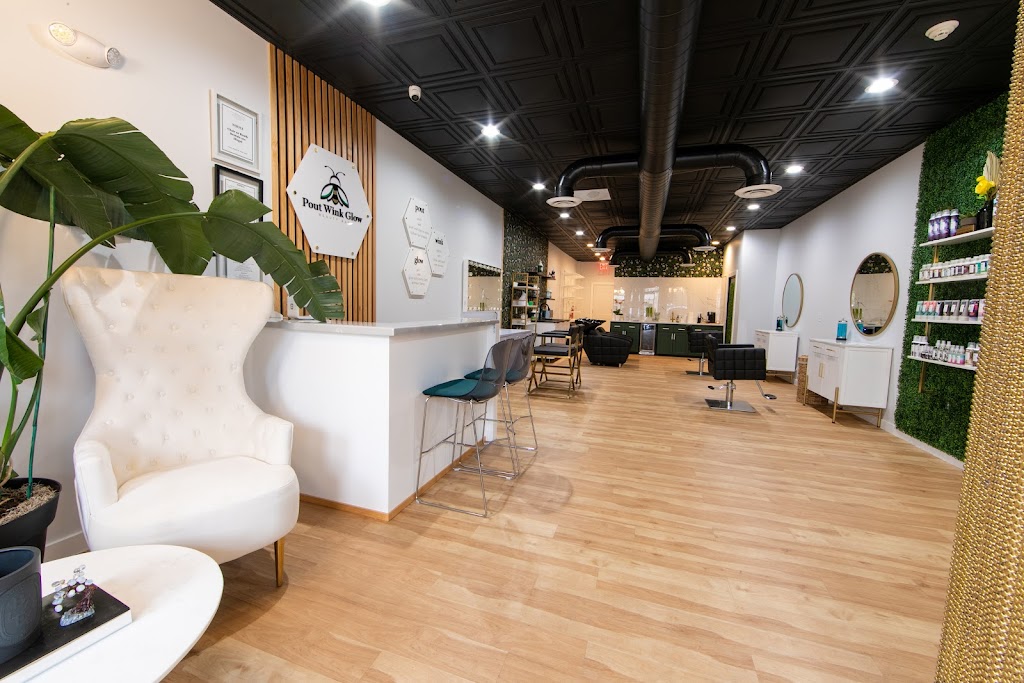 Pout Wink Glow Beauty Bar