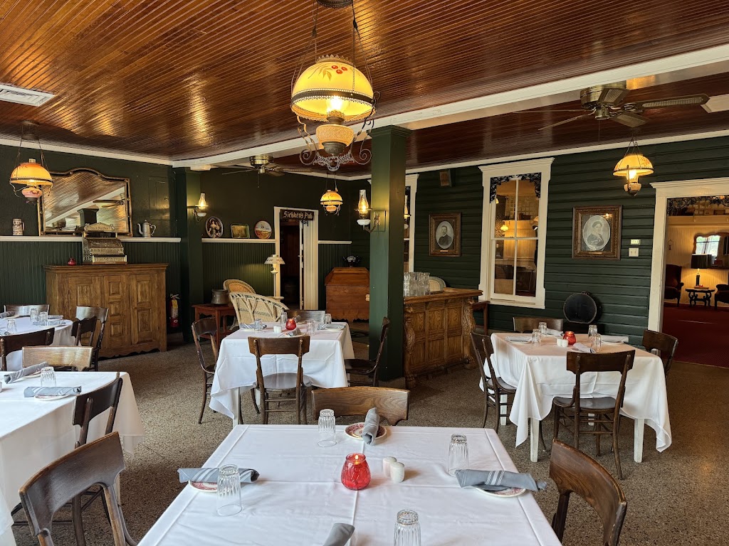  PAM'S Dining Room & Cocktail Bar