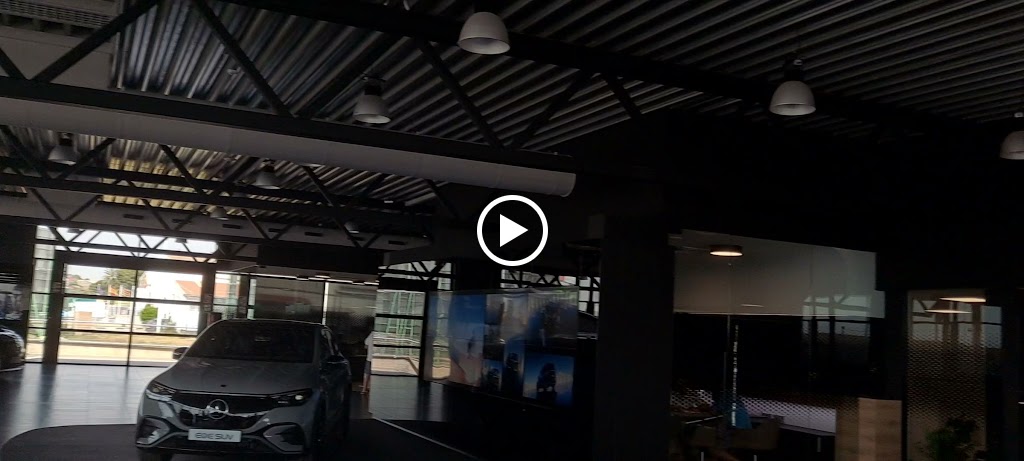 Mercedes-Benz Vegar Elche — Videos