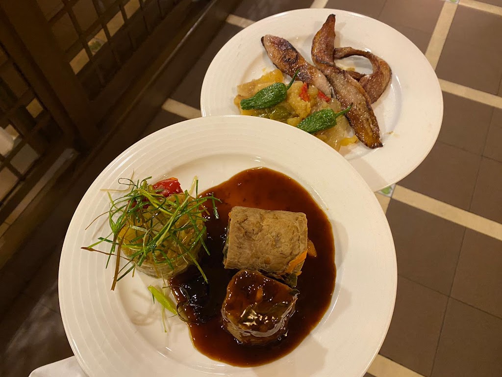 Restaurante La Manzana de Adan — Comida y bebida