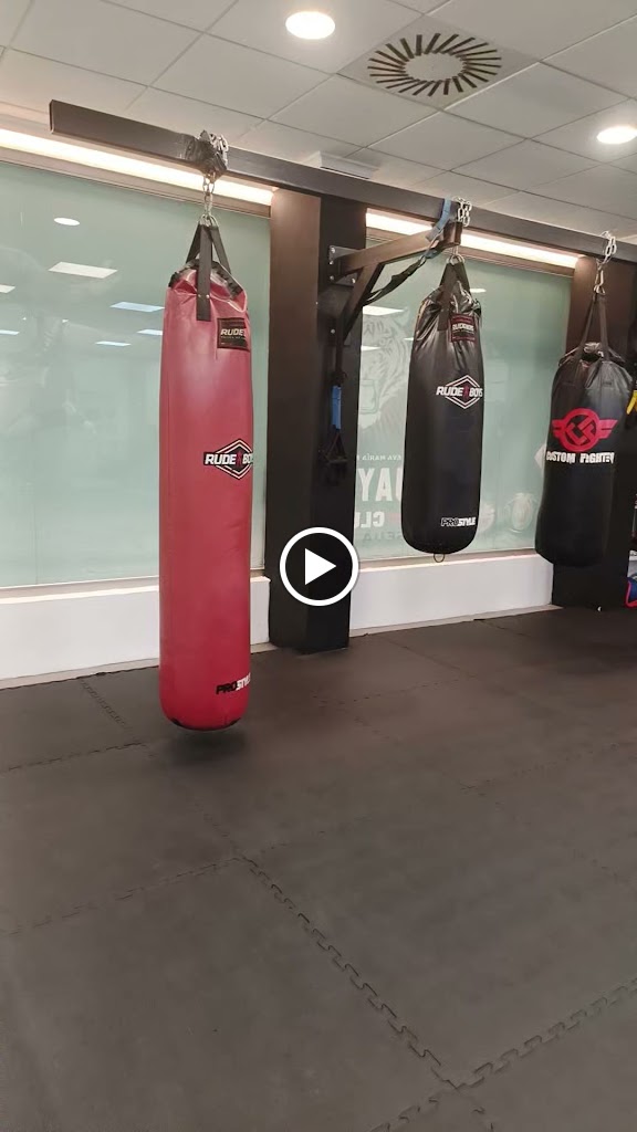 EVA MARIA NARANJO MUAY THAI SEUA YANG — Videos
