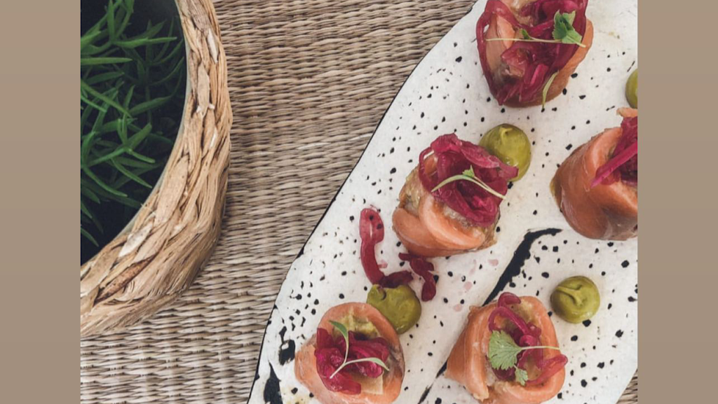 90 Millas wine tasting house — Del propietario