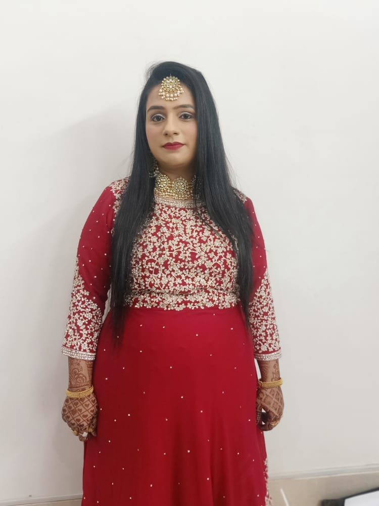 Noor S Makeover Unisex Salon Academy