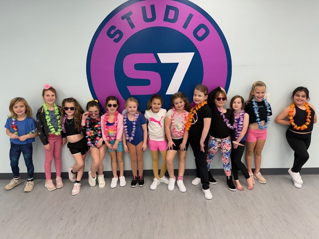  Studio 7