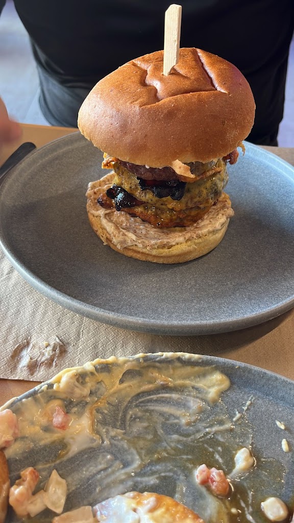 Grill House - Hamburgueseria — Mas recientes