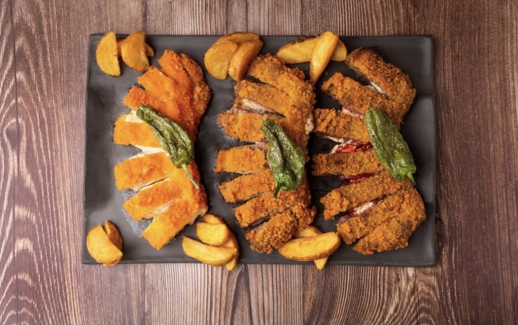 FUSSION CAFE BAR ALMANSA — Comida y bebida