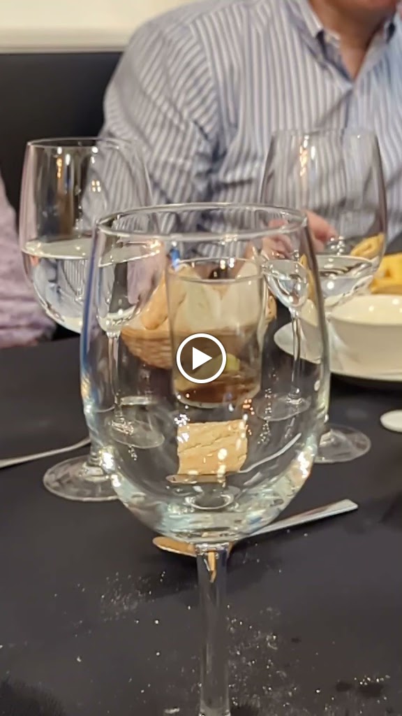 Maira restaurante cafeteria — Videos