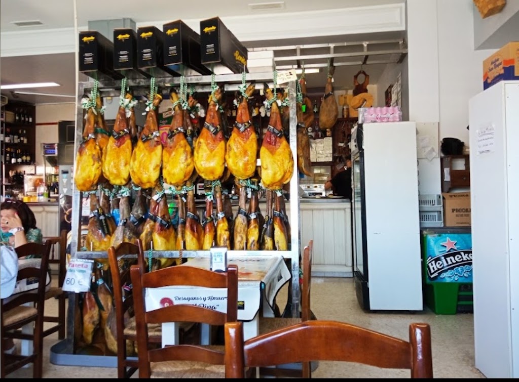 Bar Cooperativa "EL PIPA" — Ambiente