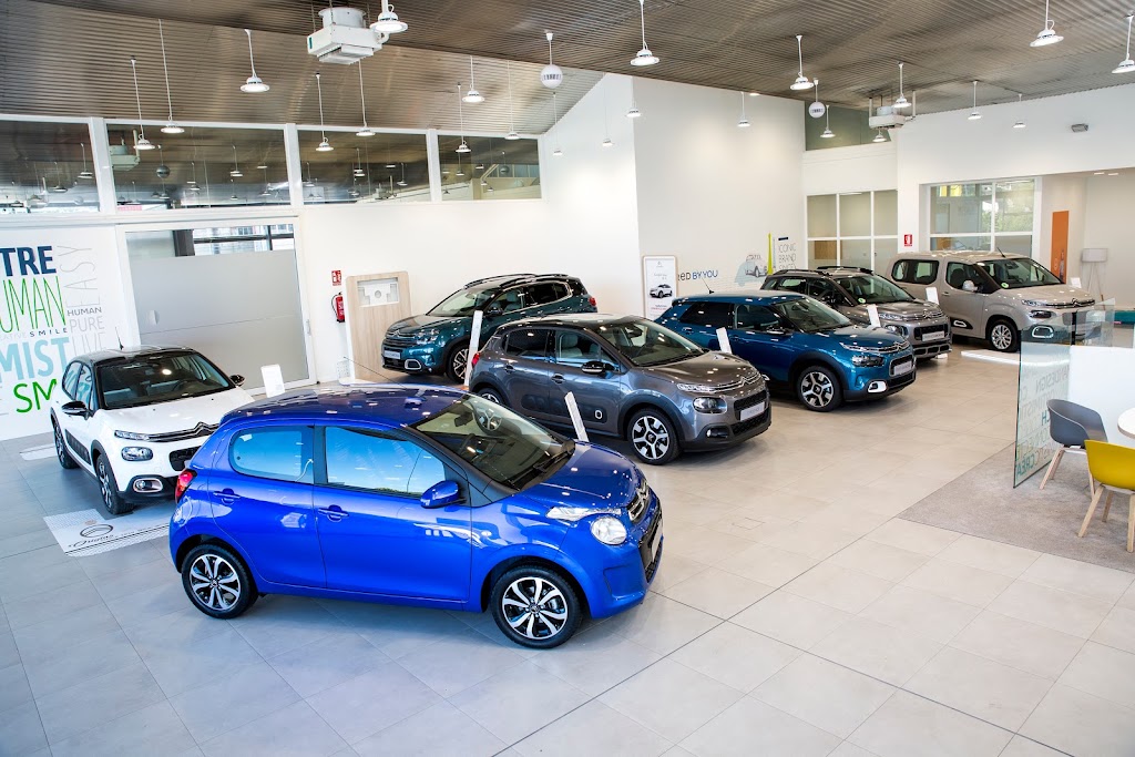 Betula Cars Ourense | Concesionario oficial Citroen, Opel, Fiat y Jeep — Interior