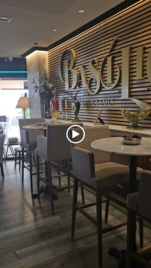 Basilica Brunch & Cocktails — Ambiente