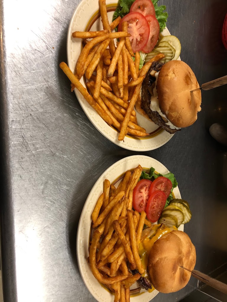  The Hillside Tavern & Grill