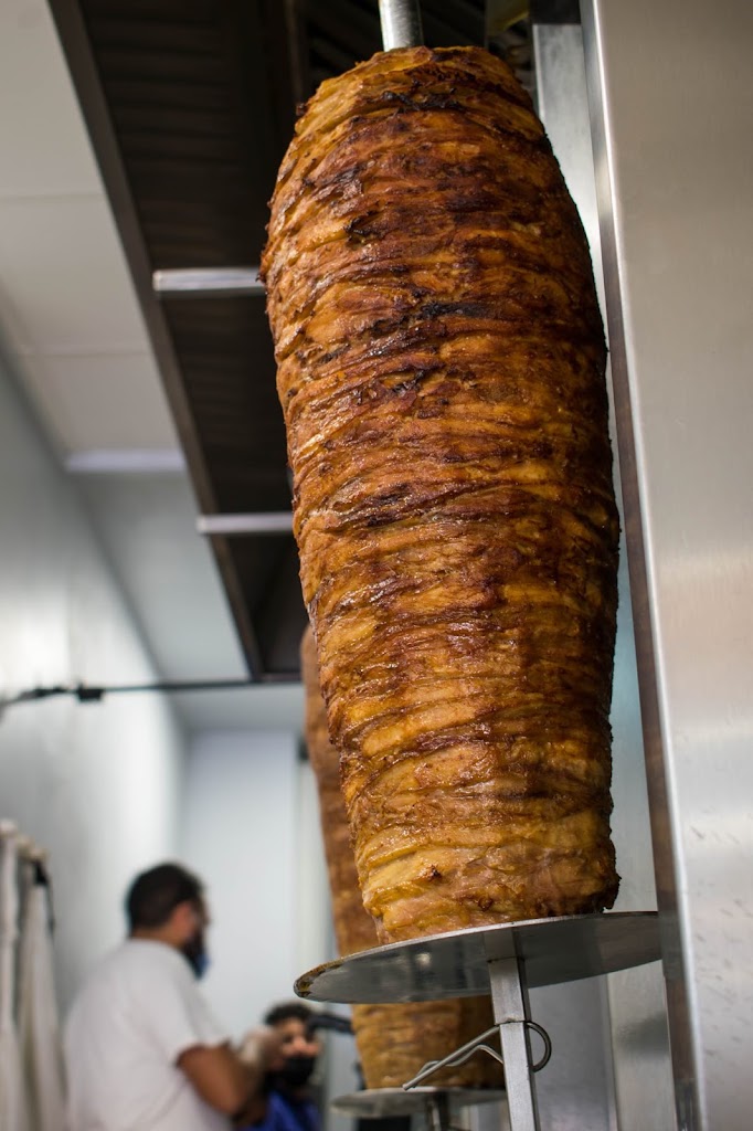 Kebab Al-Buraq — Comida y bebida