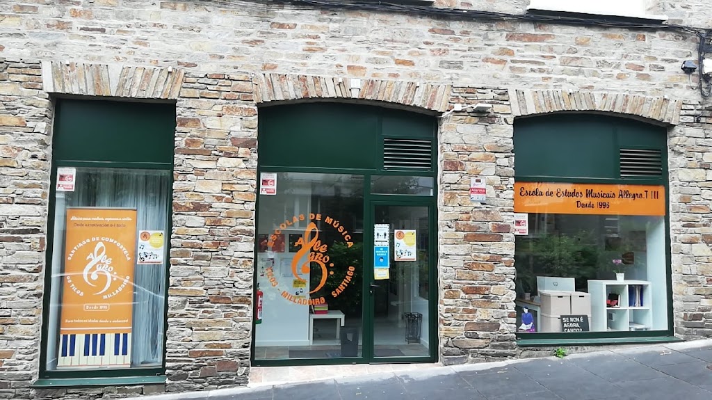 Escola de Estudos Musicais Allegro.T III