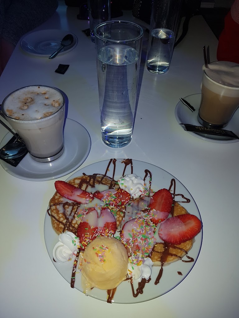 Cafe Lemon - Cafe y Copas — Comida y bebida