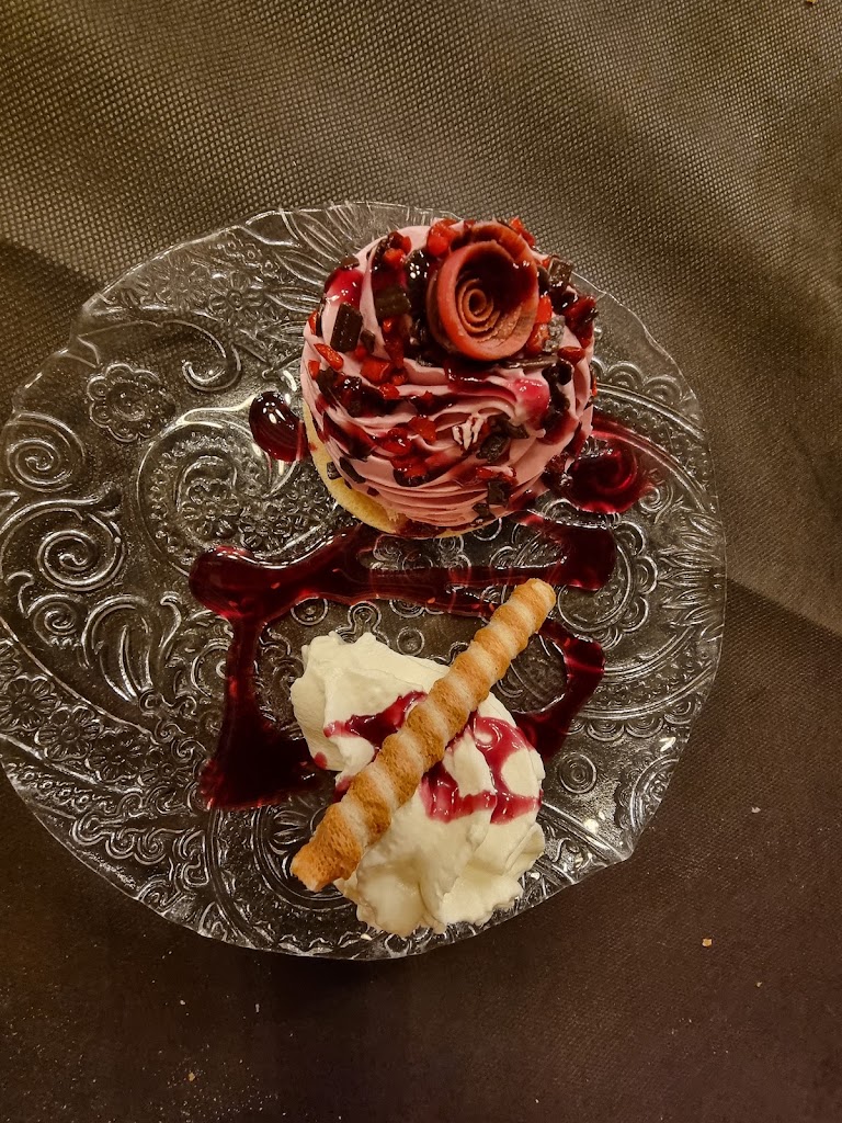 Restaurante plaza 30 — Comida y bebida