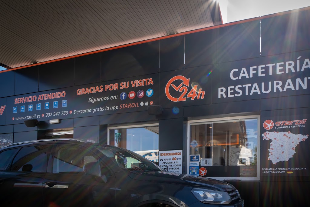 Staroil Benavente — Exterior