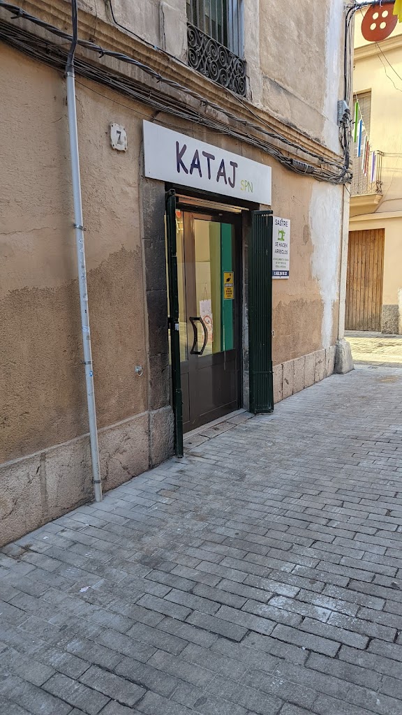 KATAJ spn ARREGLOS DE ROPA I VENDA ROPA