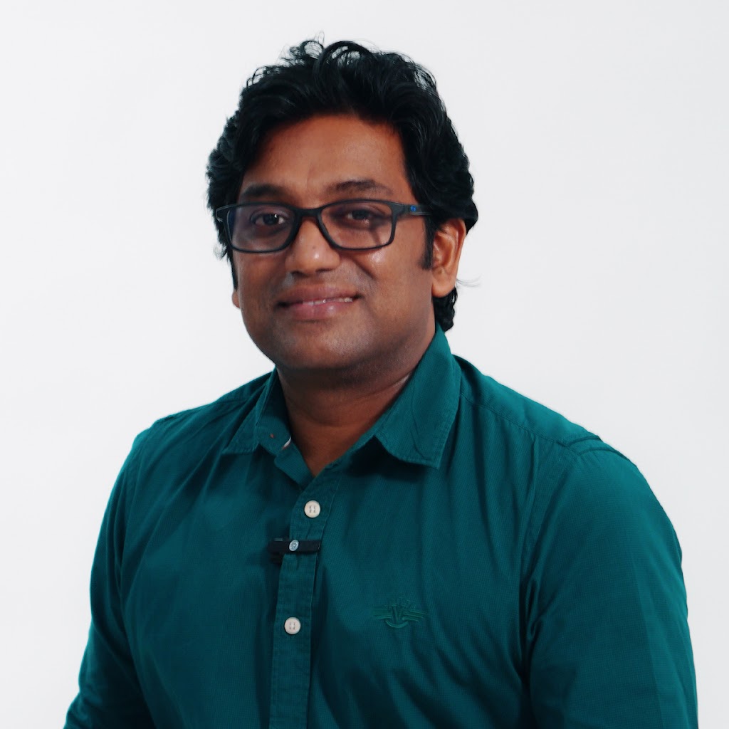 Dr. Dr Sandeep Prabhakar