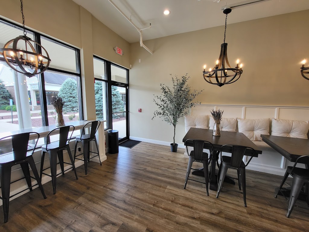 Health food restaurant in Wilbraham