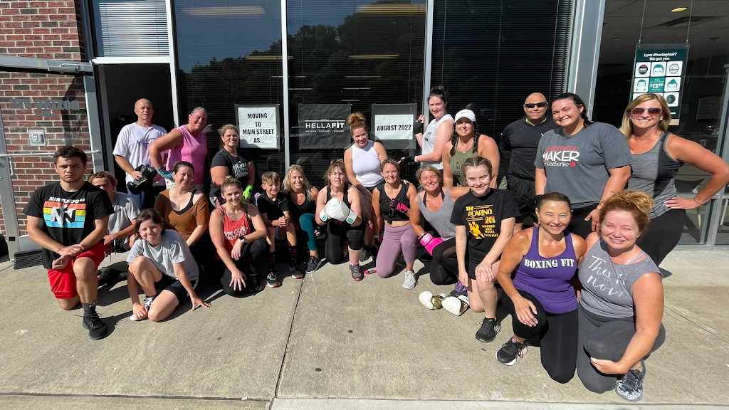  HellaFit: Boxing-Cardio-Fitness