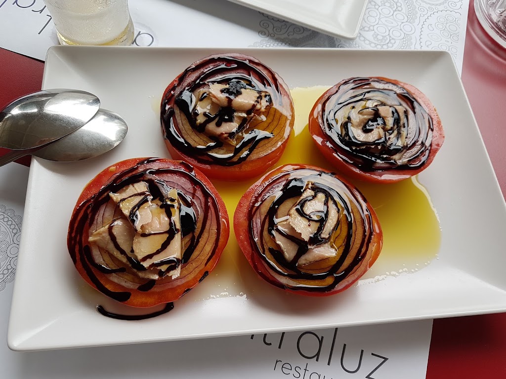 A Contraluz Restaurante — Comida y bebida
