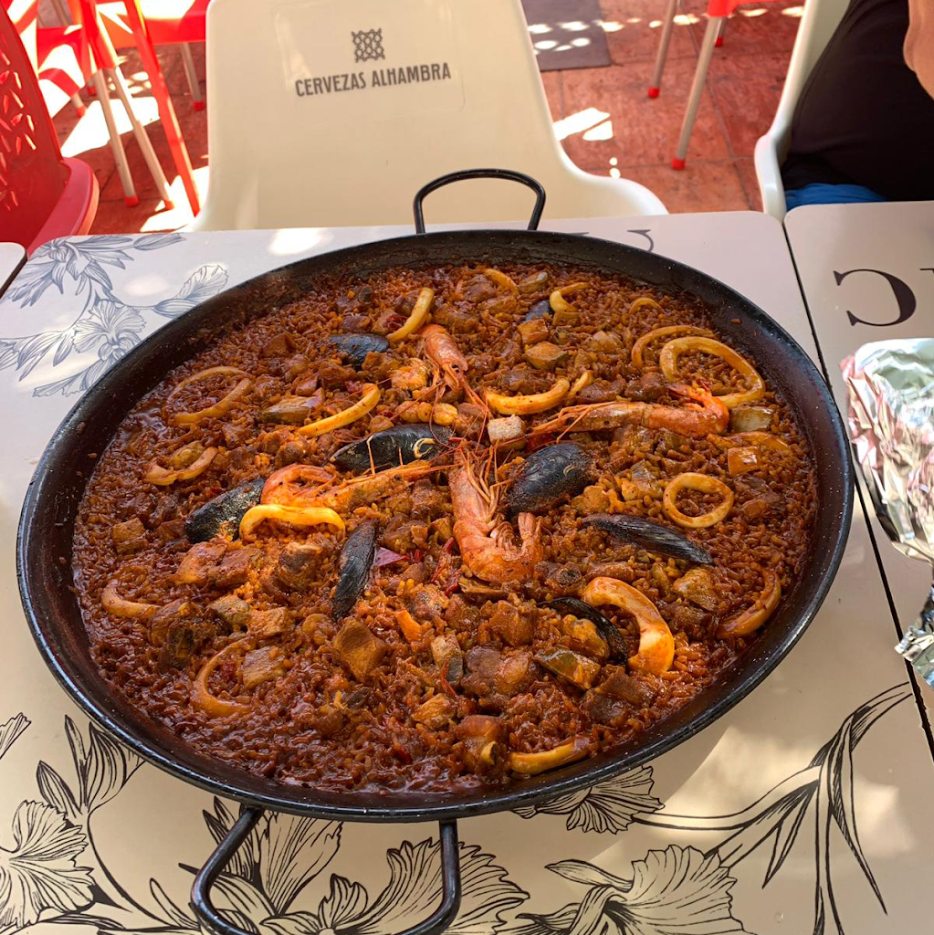 Nova Siena Restaurante — Comida y bebida