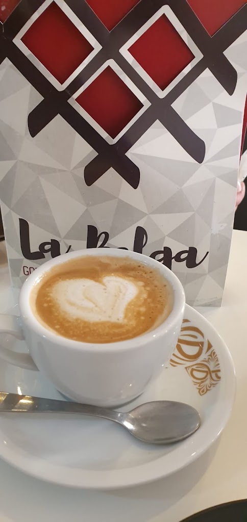 La Belga Gofreria Creperia — Capuchino