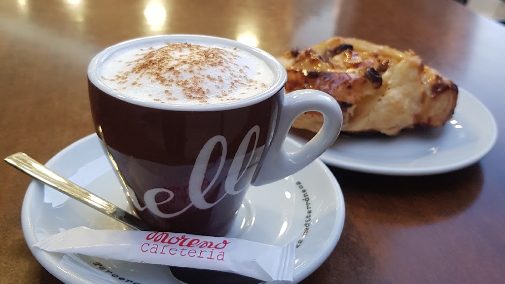 Cafeteria Moreno — Comida y bebida