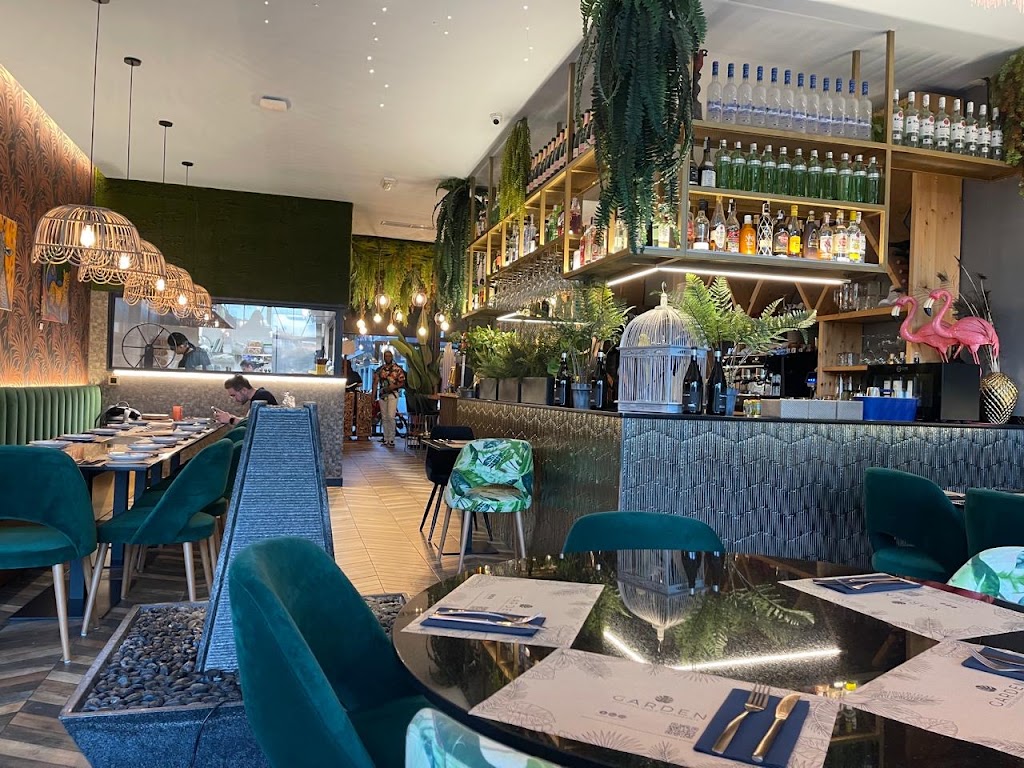 Restaurante Garden Monforte — Ambiente