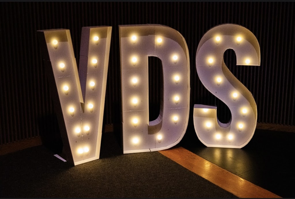  Vicki's Dance Studio / Kreative Kids