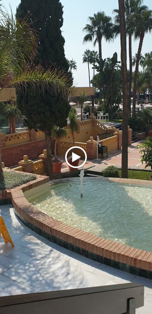 Parking Iberostar — Videos