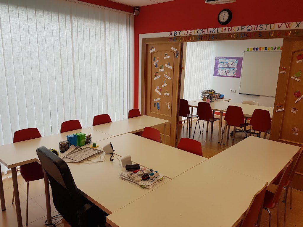The Academy Listen And Learn (Zona El Parral) — Del propietario