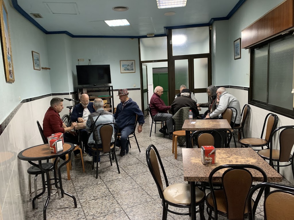 Cafe Bar Zafiro — Ambiente