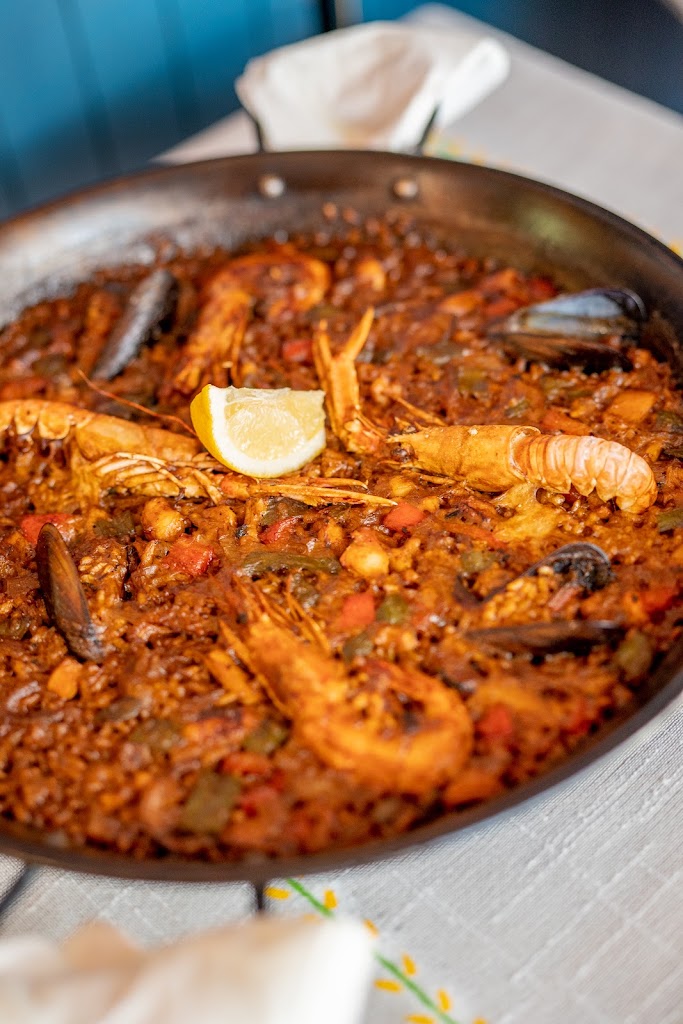 En La Esquinita Te Espero — Paella
