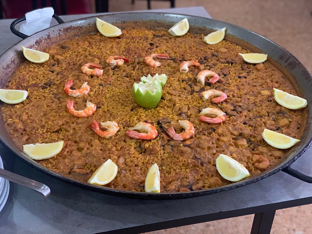 Restaurante La Bona Paella — Paella
