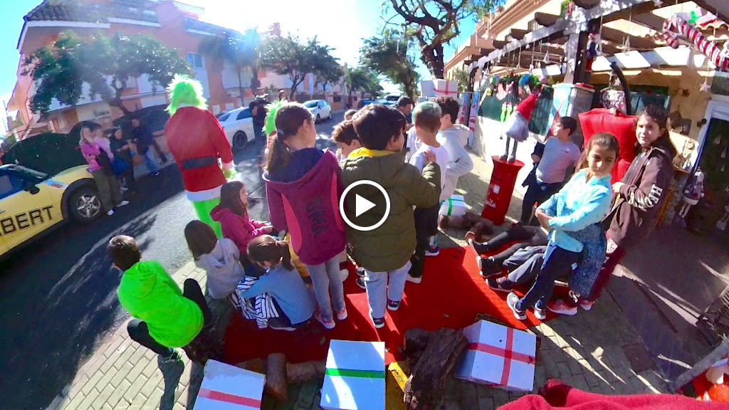 La Casa del Grinch — Videos